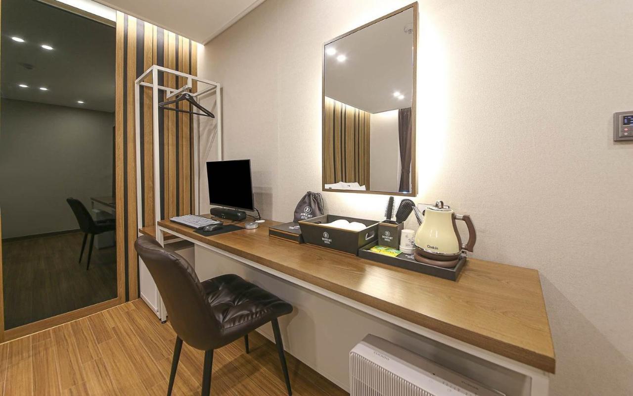 Brown Dot Hotel Sinan Gwangju Metropolitan City Exterior photo